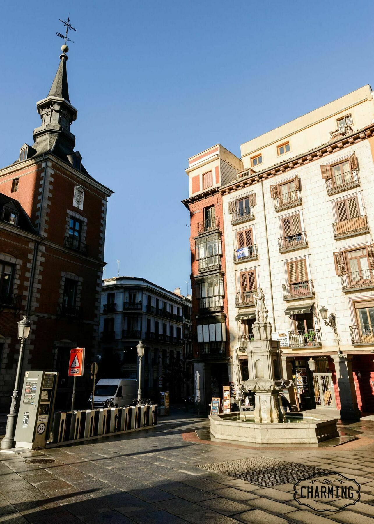 Charming Madrid Plaza Apartment Ngoại thất bức ảnh